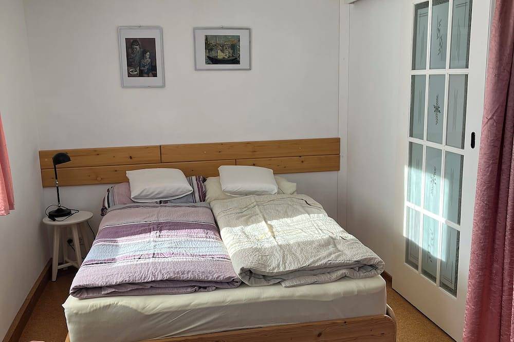 Ganze Wohnung, Ferienwohnung im ehemaligen Bauernhaus mit großem Wiesengrundstück in Rammenau, Oberlausitz-Niederschlesien