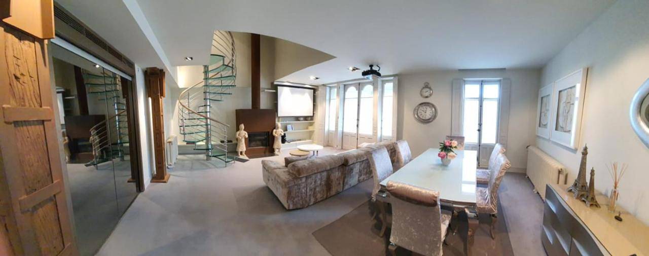 Apartamento entero, Two-Bedroom Apartment in Pamplona, Provincia de Navarra