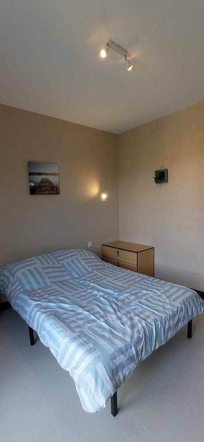 Location de vacances pour 5 personnes, avec vue ainsi que vue sur le lac et balcon à Saint-Priest-sous-Aixe - 2