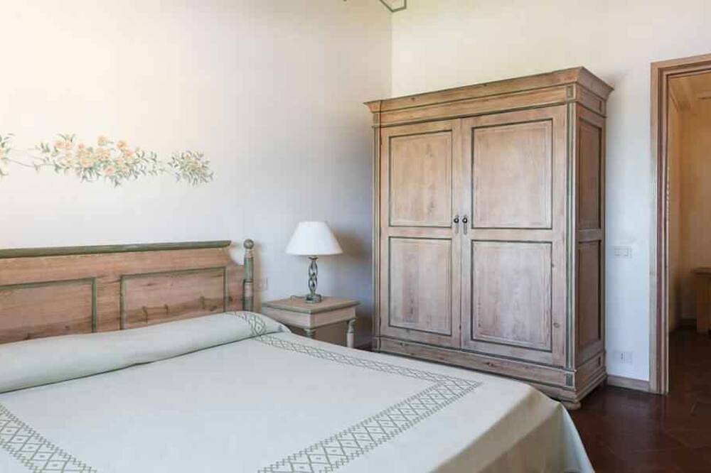 Ganze Wohnung, Ferienwohnung mit Meeresblick in Punta De Su Turrione, Nurra