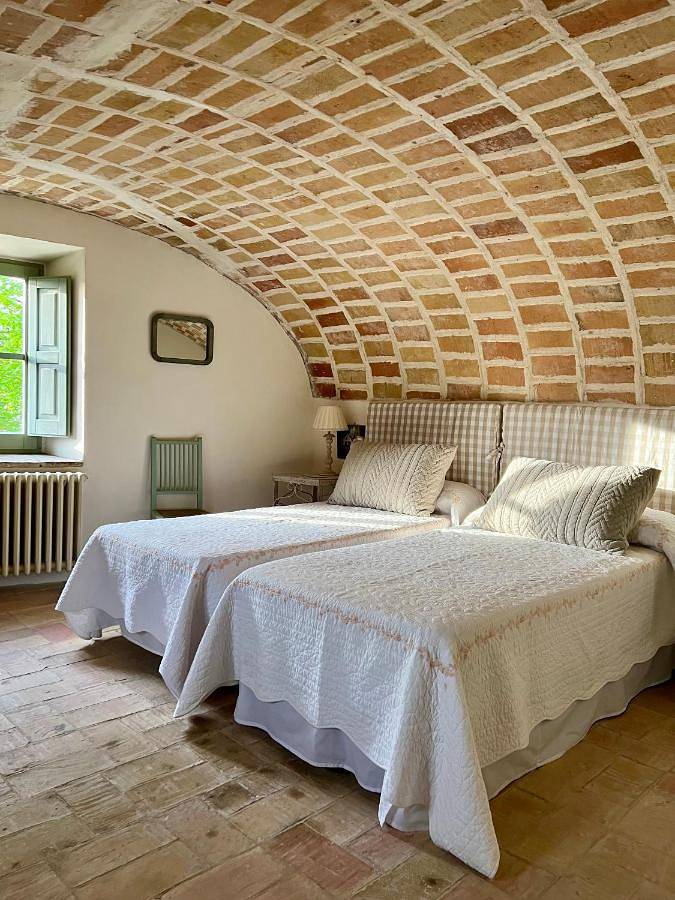 Casa rural para 2 personas, con Balcón y Terraza además de Jardín y Piscina en Pla de l'Estany - 2