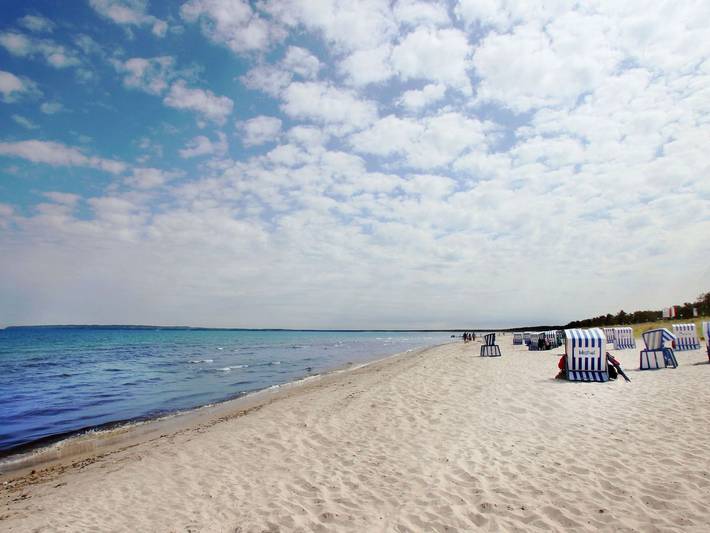 Ferienhaus für 6 Personen, mit Garten und Balkon, kinderfreundlich in Wiek - 2