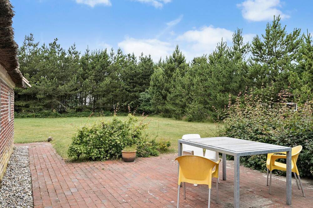 2 bedroom stunning home in Blåvand in Blavand, Varde Region