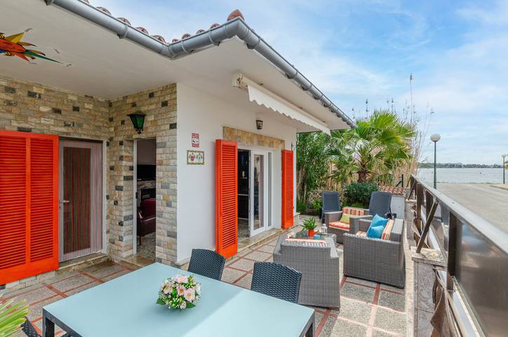 Ferienhaus für 5 Personen, mit Terrasse und Seeblick auf Mallorca