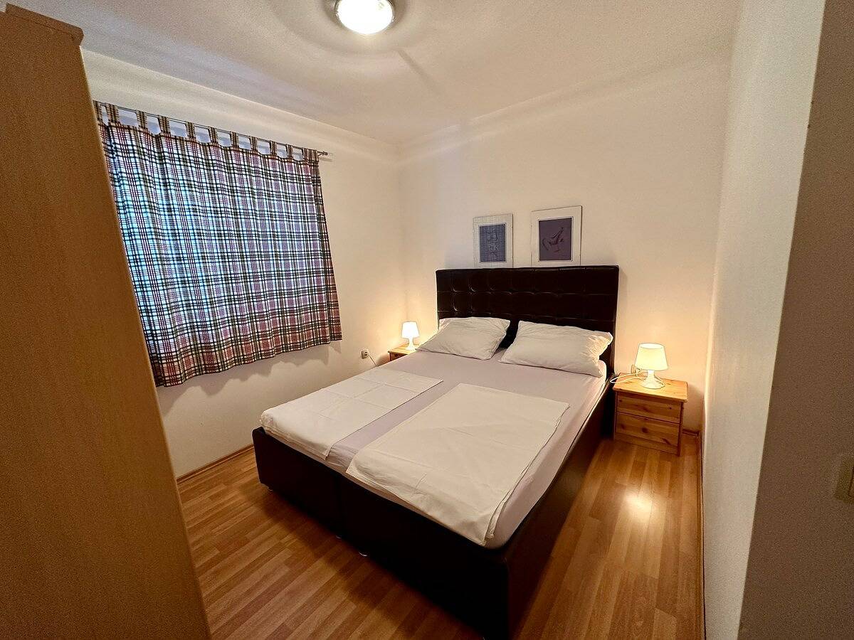 Ganze Wohnung, Gemütliche Ferienwohnung, 300 m von der Küste und 900 m von den Restaurants am Yachthafen entfernt in Novi Vinodolski, Primorje-Gorski Kotar