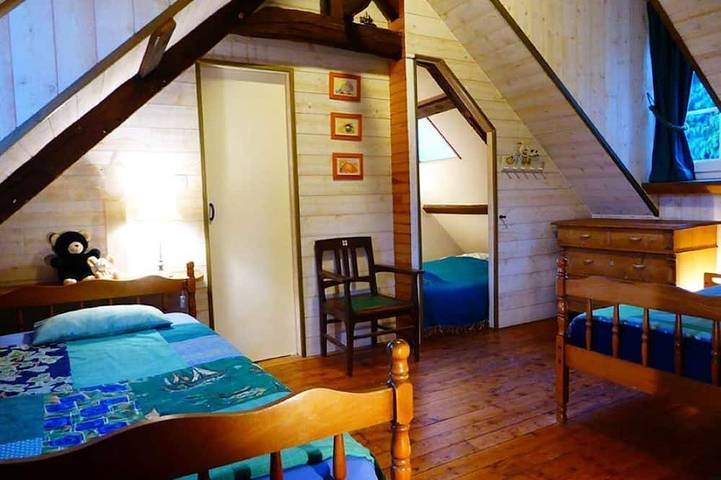 \"Le Palmier\" vacation home in Brittany, close to the sea with a German-speaking family in Plouër-sur-Rance, Región de Dinan