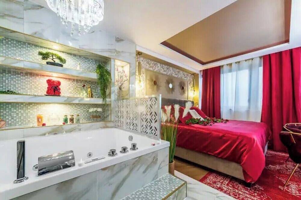 Appartement entier, Le Rubis - Love Room Romantique in Juvisy-sur-Orge, Essonne