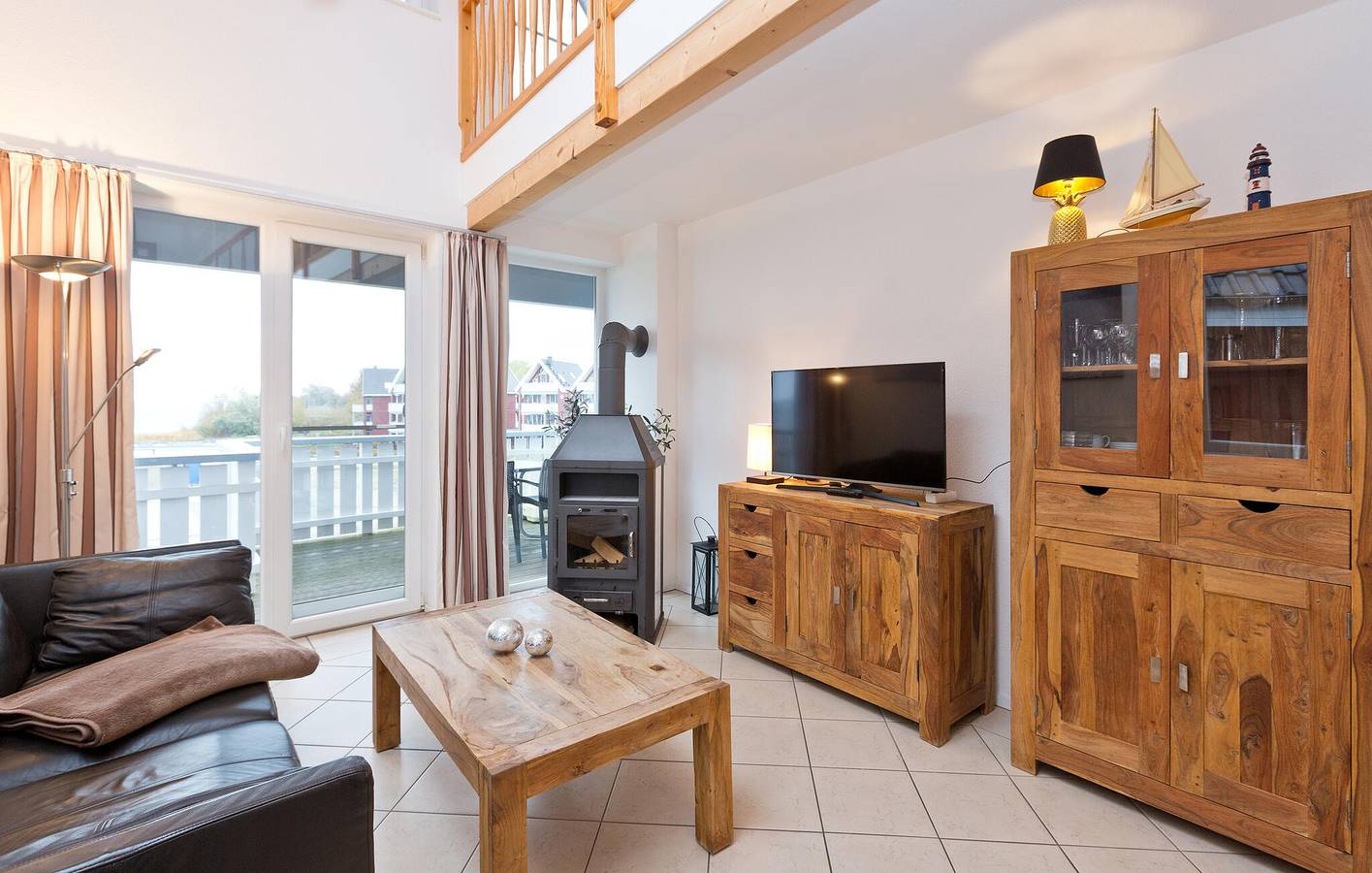 Ganze Ferienwohnung, Rückzugsort am Strand mit WiFi, TV, Parkplatz und Terrasse in Rechlin, Müritz