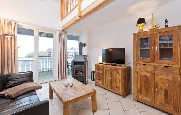 Ganze Ferienwohnung, Rückzugsort am Strand mit WiFi, TV, Parkplatz und Terrasse in Rechlin, Müritz