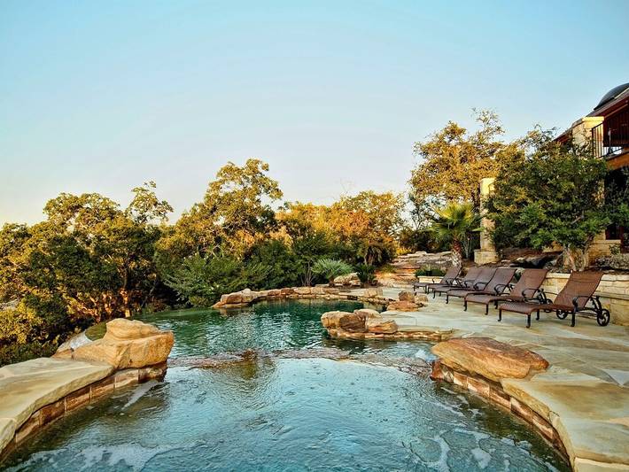 Vacation house for 16 people, with balcony in Lake Travis
