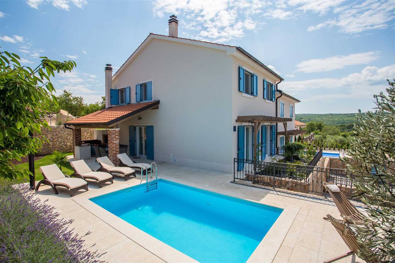 Villa Tana mit Pool, außenküche, Grill & Sup in Dobrinj, Krk