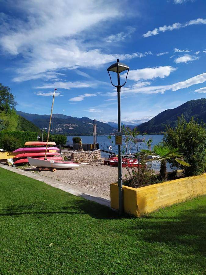 Gîte pour 5 personnes, avec balcon, animaux acceptés dans Brusimpiano