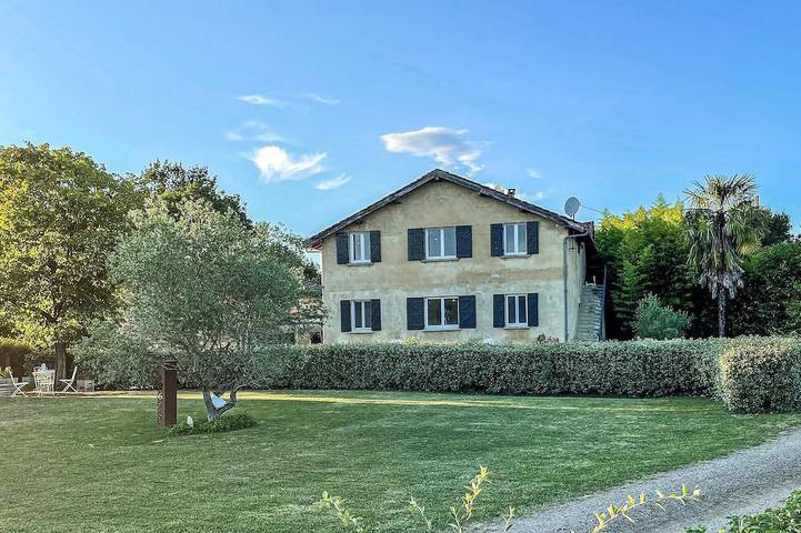Gîte pour 6 personnes, avec Jardin et Piscine à Mauléon-d'Armagnac