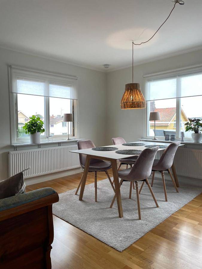 Lägenhet för 4 Personer, med Balkong och Utsikt i Strömstad