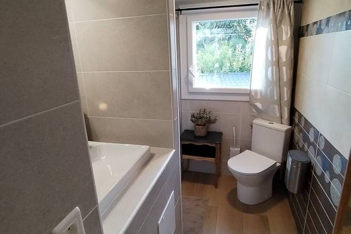 Charming townhouse for 4 people near the Blavet River in Pontivy, Pontivy region