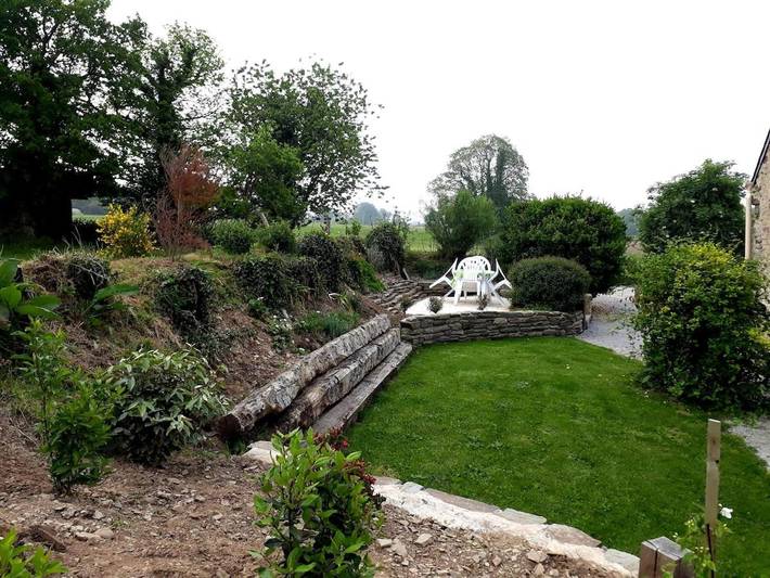 Location de vacances pour 4 personnes, avec terrasse et jardin à Remungol - 4