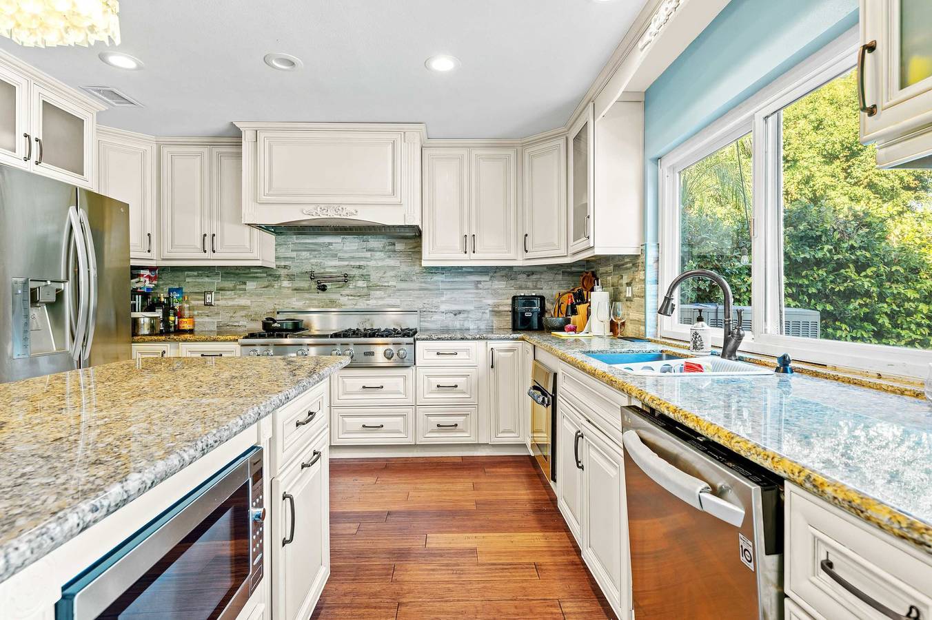 Spacious 4Br Family Retreat w Private Pool in Cerritos (California), Los Angeles County