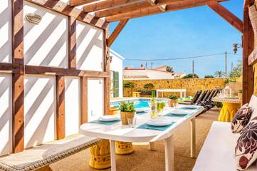 Villa in Cala en Porter, Alaior Municipality für 6 