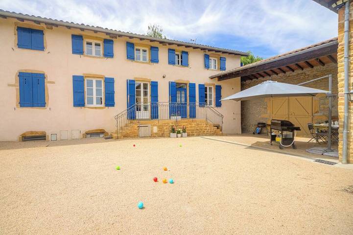 Location de vacances pour 12 personnes à Vinzelles