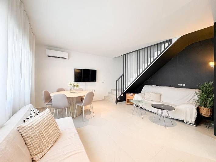 Casa de vacaciones para 7 personas, con balcón y jacuzzi en Trasierra-Tierras de Granadilla - 2