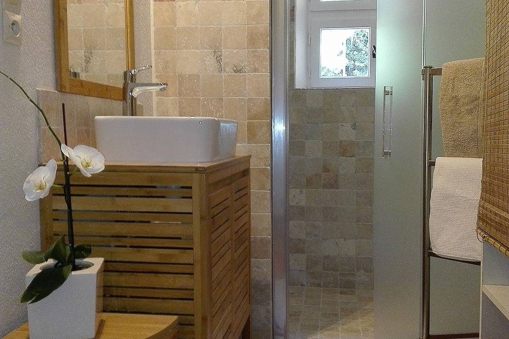 Nice little house with park and large pool - Fontvieille center 1km - Provence in Tarascon, Arles region