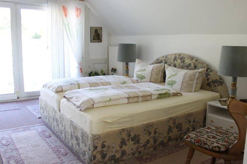 Ganze Wohnung, 3-Bett-Ferienwohnung Dusche/Wc, Balkon - Ferienwohnungen Berres in Bad Bertrich, Cochem-Zell