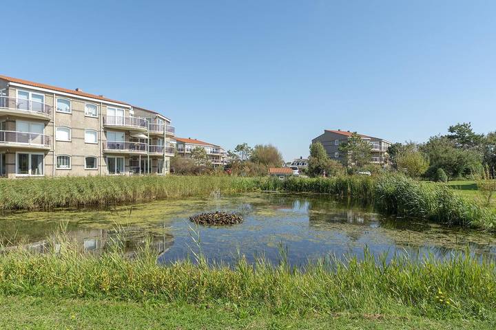 Ferienhaus für 4 Personen, mit Balkon und Balkon/Terrasse sowie Terrasse in Julianadorp