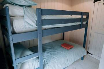 Cottage for 4 People in Solva, Pembrokeshire, Photo 3