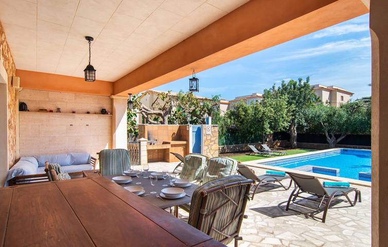 Entspannender Rückzugsort mit Pool und Terrasse, 1,5 km zum Strand von Arenal in Portocolom, Felanitx