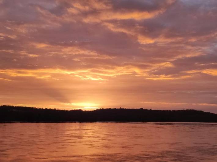 Gîte pour 2 personnes, avec vue sur le lac et jardin ainsi que piscine et vue à Saint-Mathurin-sur-Loire - 3