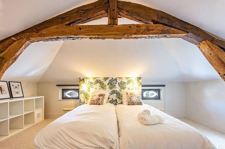 Gîte pour 14 personnes, avec terrasse et jardin à Brens - 2