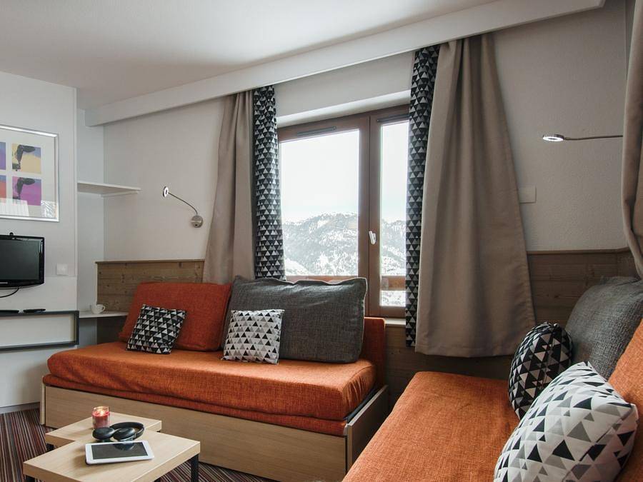 Ganze Wohnung, Pierre & Vacances Résidence Le Britania - Wohnung 4 personen - Balkon in La Perrière, Courchevel