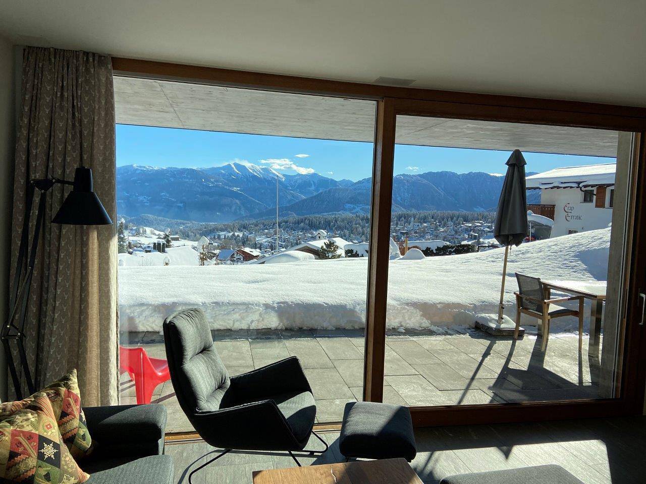 Ganze Ferienwohnung, Casa Admisa - 3.5 Ferienwohnung, 2 Duschen, 2 Wc, 85 m2, für max. 4 Erwachsene und 2 Kinder in Flims-Dorf, Flims