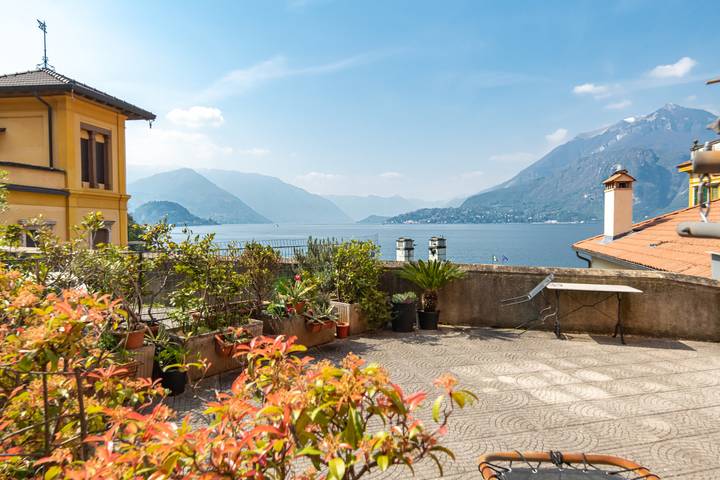 Ferienwohnung für 4 Personen, mit Terrasse und Seeblick in Gemeinde Varenna