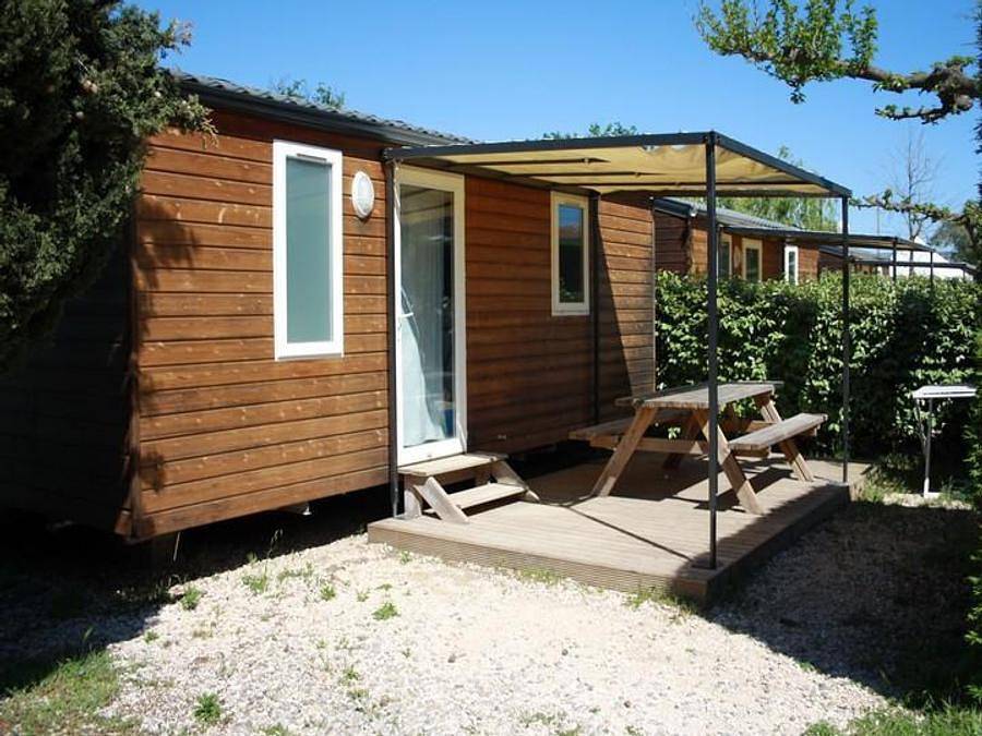 Flower Camping Orly d'Azur - Mobilheim 5 personen - Cottage Picholine Standard 25m² - 2 Zimmer - halbüberdachte Terrasse -. in Six-Fours les Plages, Toulon Region