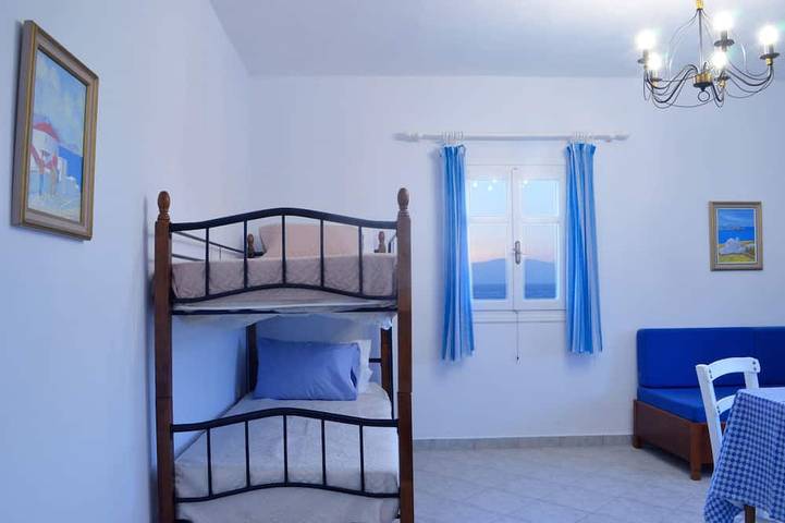 Atemberaubenden Sonnenuntergang, Salzsee und das ägäische Meer. 150 m vom herrlichen Strand. in Kastraki (Naxos), Naxos