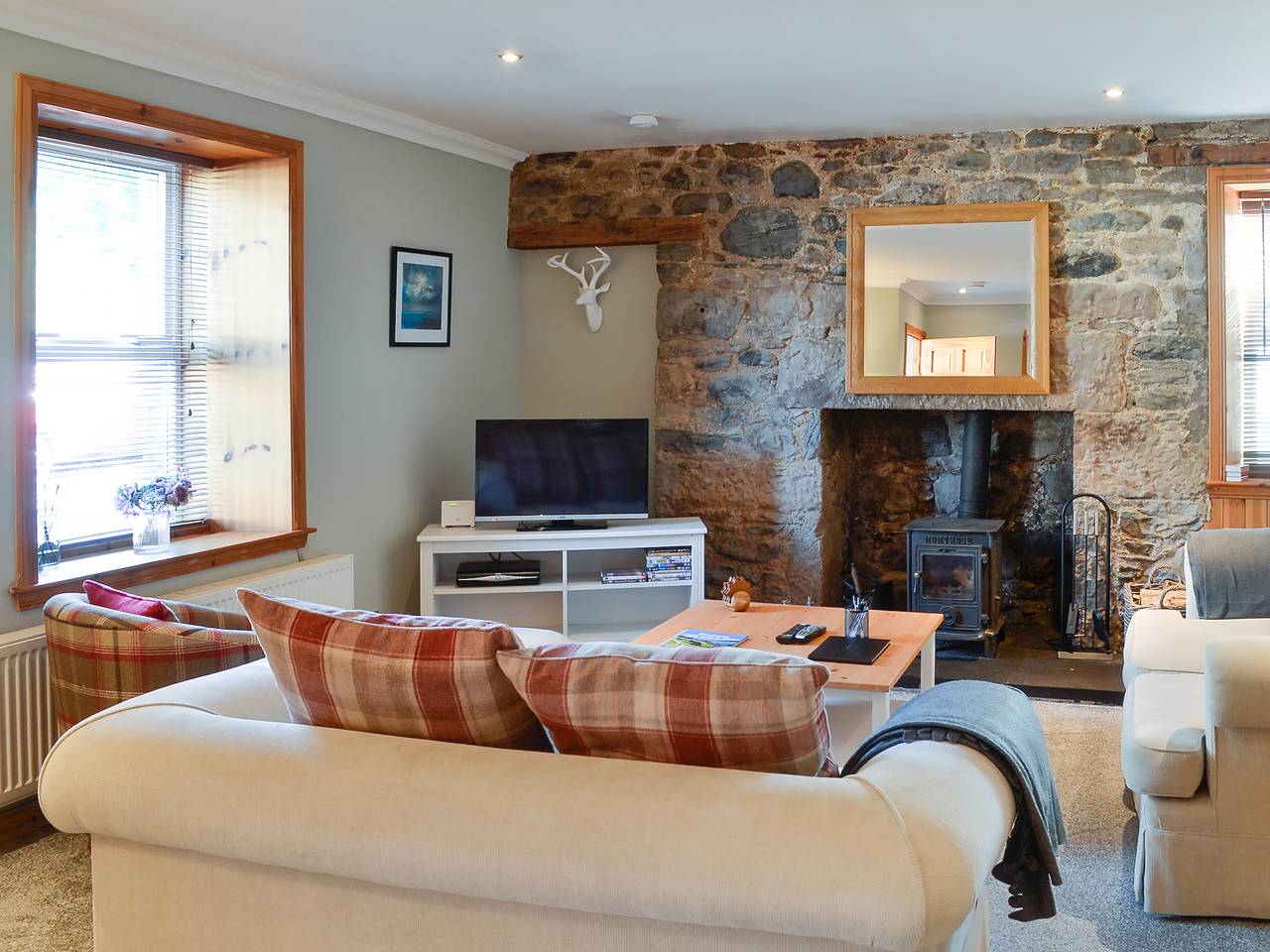 East Lewiston in Drumnadrochit, Highlands