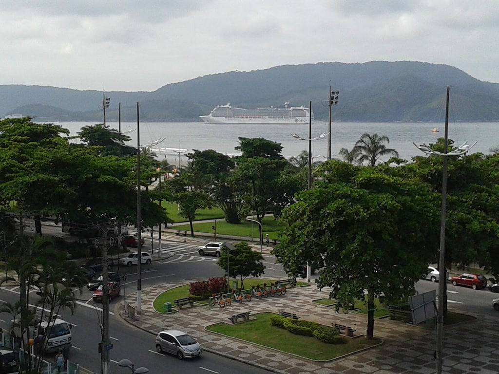 Ganze Wohnung, Fit 1 Schlafzimmer mit Panoramablick auf den Strand, Wi-Fi, Gar. Kollektiv, Embaré (Kanal 4) in Santos, Baixada Santista