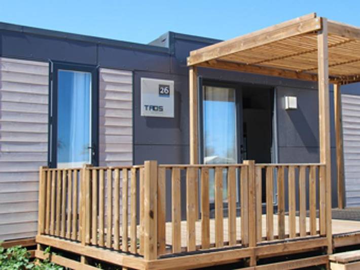 Camping pour 4 personnes, animaux acceptés dans Région de Besse-et-Saint-Anastaise - 2