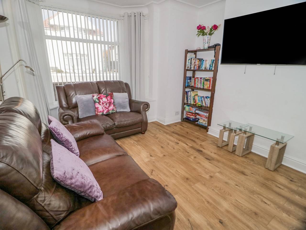 Entire apartment, Beside The Sea - Ar Lan y Mor in Llandudno, Conwy region