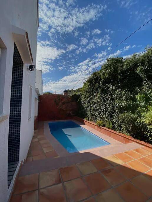 Chalet para 12 personas, con jardín además de vistas y piscina en Bajo Penedés - 3