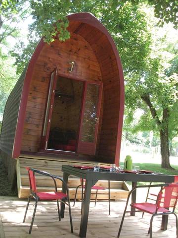 Cottage pour 4 personnes, avec jardin et vue à Saint-Laurent-d'Olt