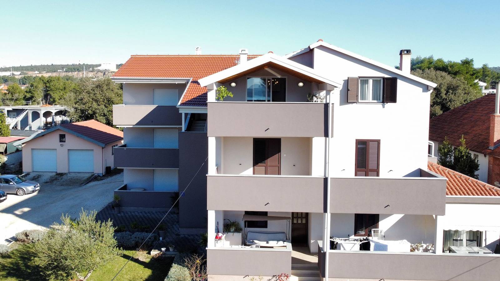 Ganze Wohnung, 2-Zimmer-Ferienwohnung mit Balkon und Meerblick Bibinje, Zadar A-19610-b in Bibinje, Zadar