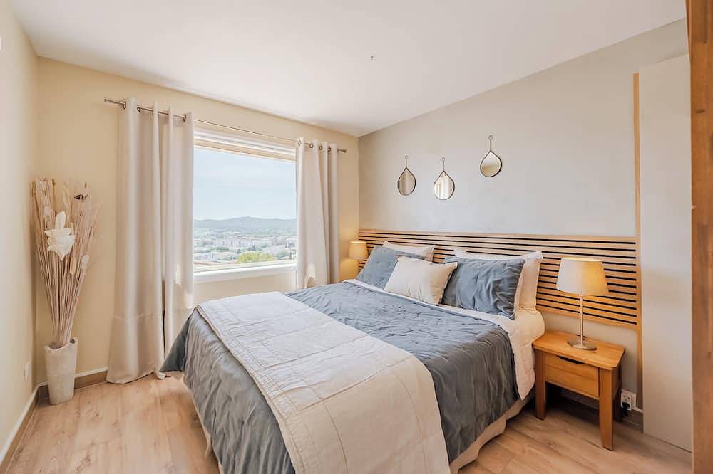 Superbe Appartement \"Haut De Villa\", Vue Mer Panoramique, Piscine in Le Lavandou, Parc national de Port-Cros