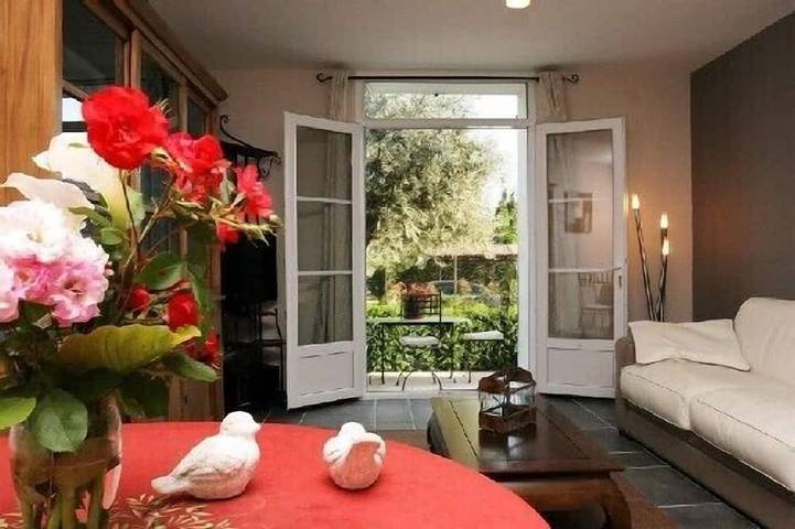 Gîte pour 3 personnes, avec piscine et jardin à Caromb - 4