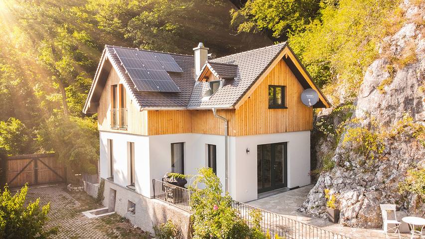 Ferienwohnung für 6 Personen, mit Balkon/Terrasse und Terrasse sowie Pool in Donaudurchbruch bei Weltenburg