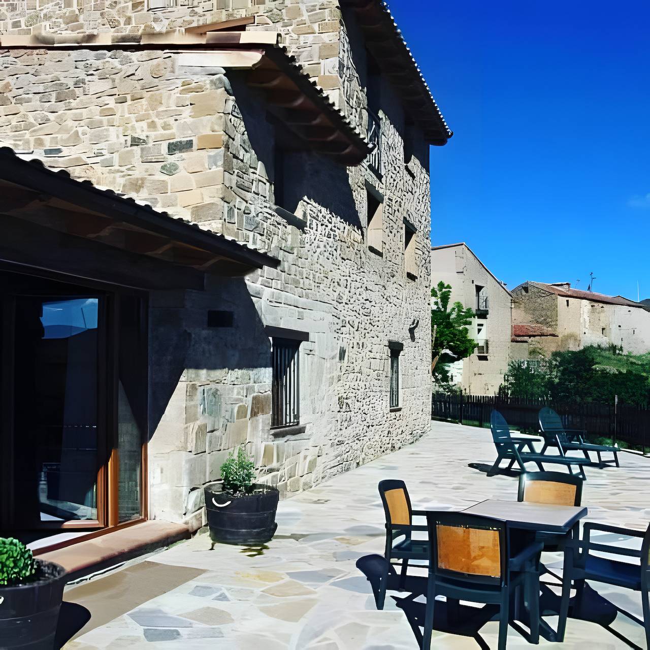 Studio 'Santa Cristina' mit Bergblick, Gemeinschaftsterrasse und Gemeinschaftsgarten in Bretun, Villar del Río