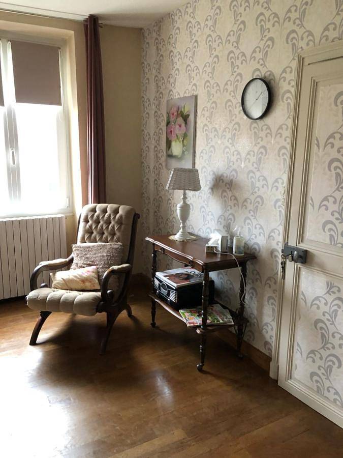 Deluxe Double Room (2 Adults + 1 Child) in Saint-Bonnet-Tronçais, Région de Montluçon