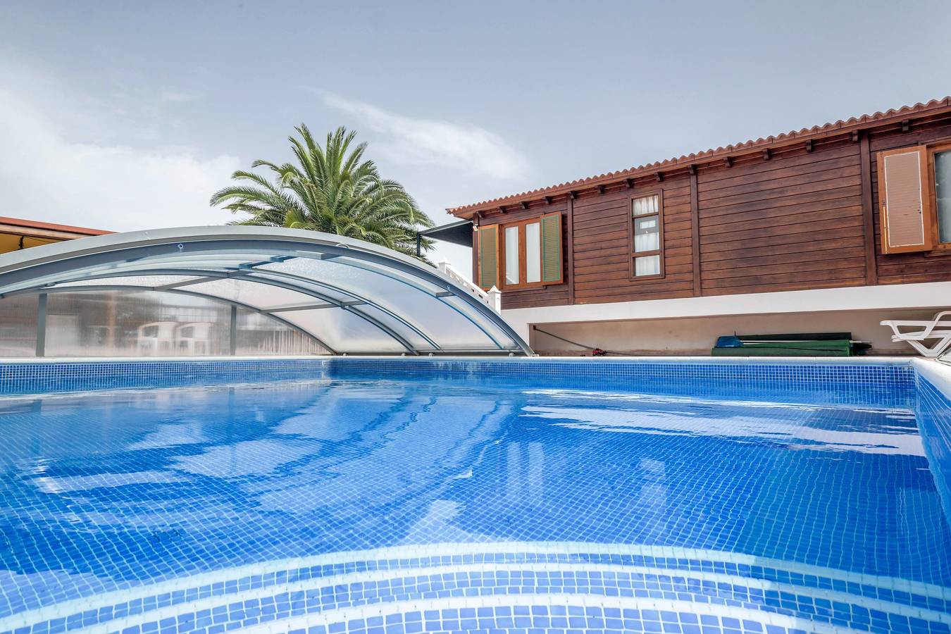 Encantadora "Casa Rural" con vistas al mar, vistas a la montaña, Wi-Fi, jardín, terraza y piscina. in Arafo, Arafo region