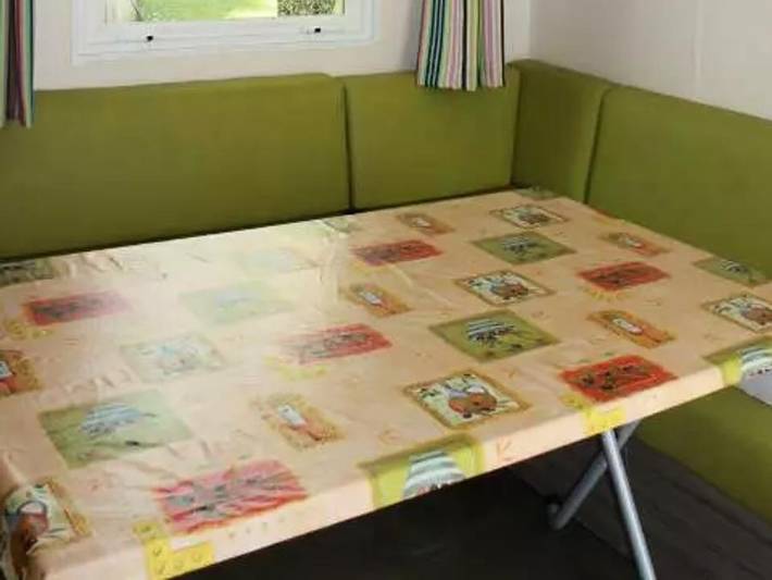 Mobil home pour 6 personnes, avec bassin pour enfant à Peyrillac-et-Millac - 3